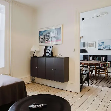 Bright & Charming 3-room Appartamento *