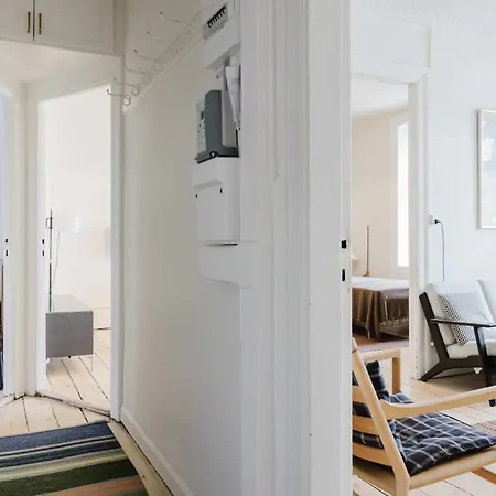 Bright & Charming 3-room דירה *